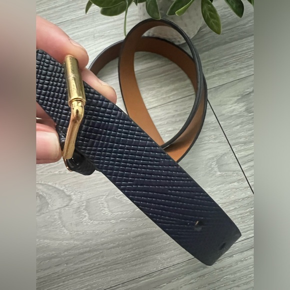 Navy Belt, “snake print” pattern with gold accents - Picture 9 of 10